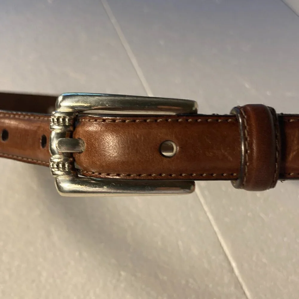 Fossil SZ M Brown leather belt silver accents classic western essential classic